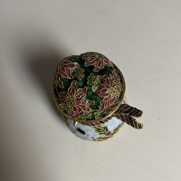 Cloisonné Snowman - Picture 10 of 12
